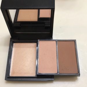 MAC all the right angles contour Palette Med/Dark